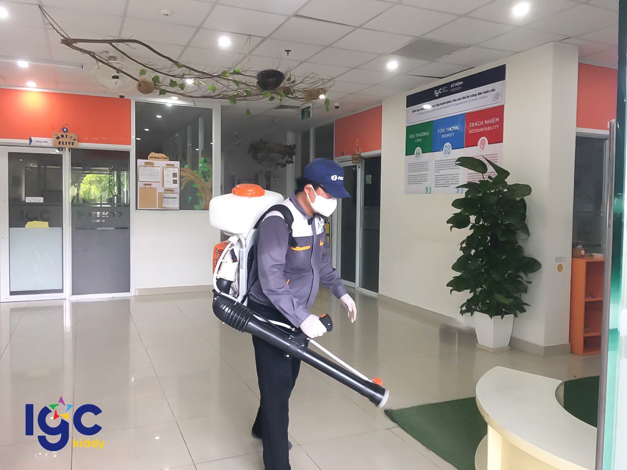 [IGC KIDDY CƠ SỞ QUẬN 7] PHUN XỊT MUỖI VÀ CÔN TRÙNG ĐỊNH KỲ - THÁNG 6.2024