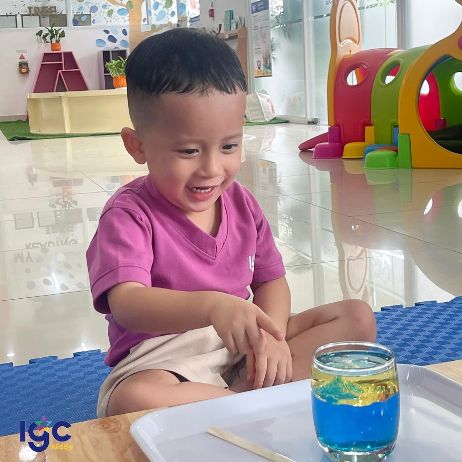[IGC KIDDY CƠ SỞ QUẬN 7] THÍ NGHIỆM "BONG BÓNG ĐẠI DƯƠNG"