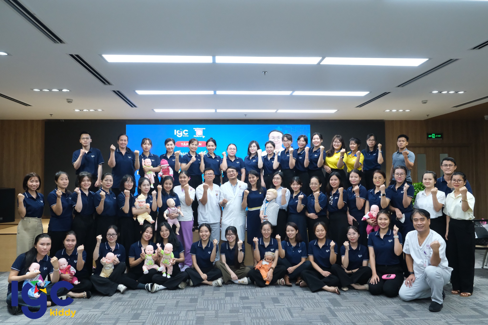 TẬP HUẤN CHUYÊN ĐỀ "KỸ NĂNG NHẬN BIẾT VÀ XỬ LÝ MỘT SỐ BỆNH THƯỚNG GẶP Ở TRẺ"