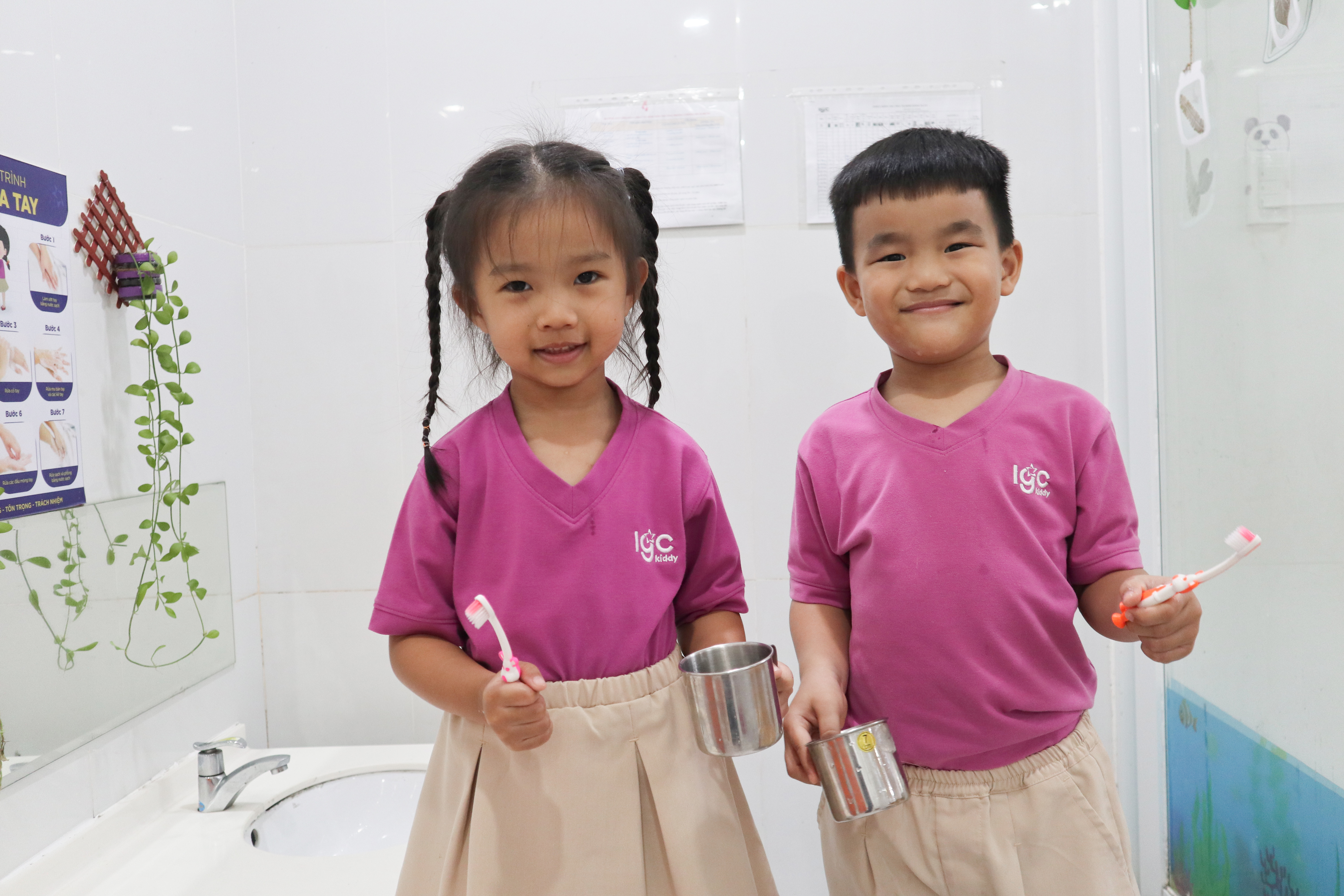 HÌNH THÀNH TÍNH TỰ LẬP CHO CON TỪ NHỮNG ĐIỀU NHỎ NHẤT