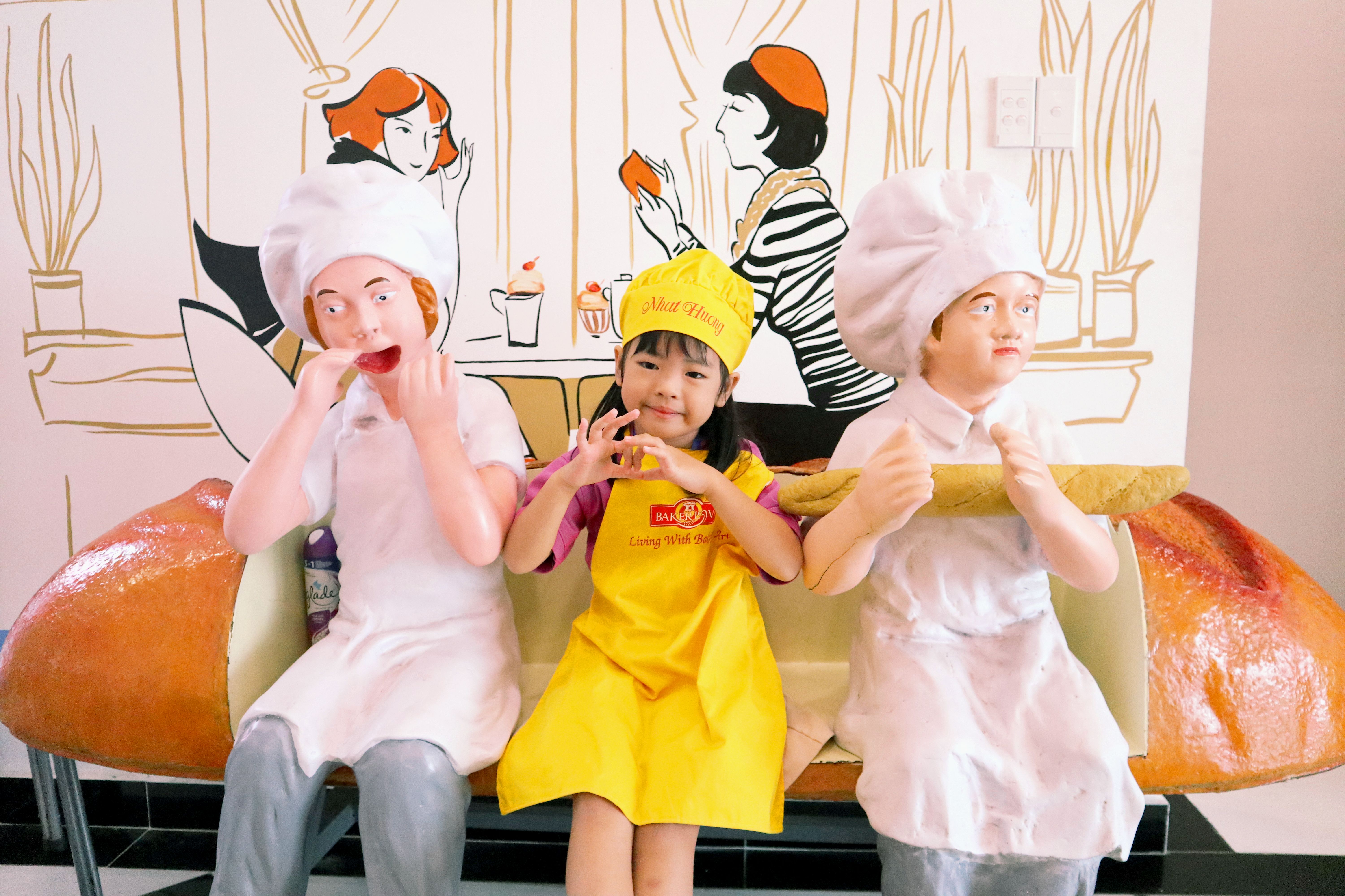 HOẠT ĐỘNG TRẢI NGHIỆM LÀM BÁNH TRUNG THU CỦA HỌC SINH KHỐI WHALE