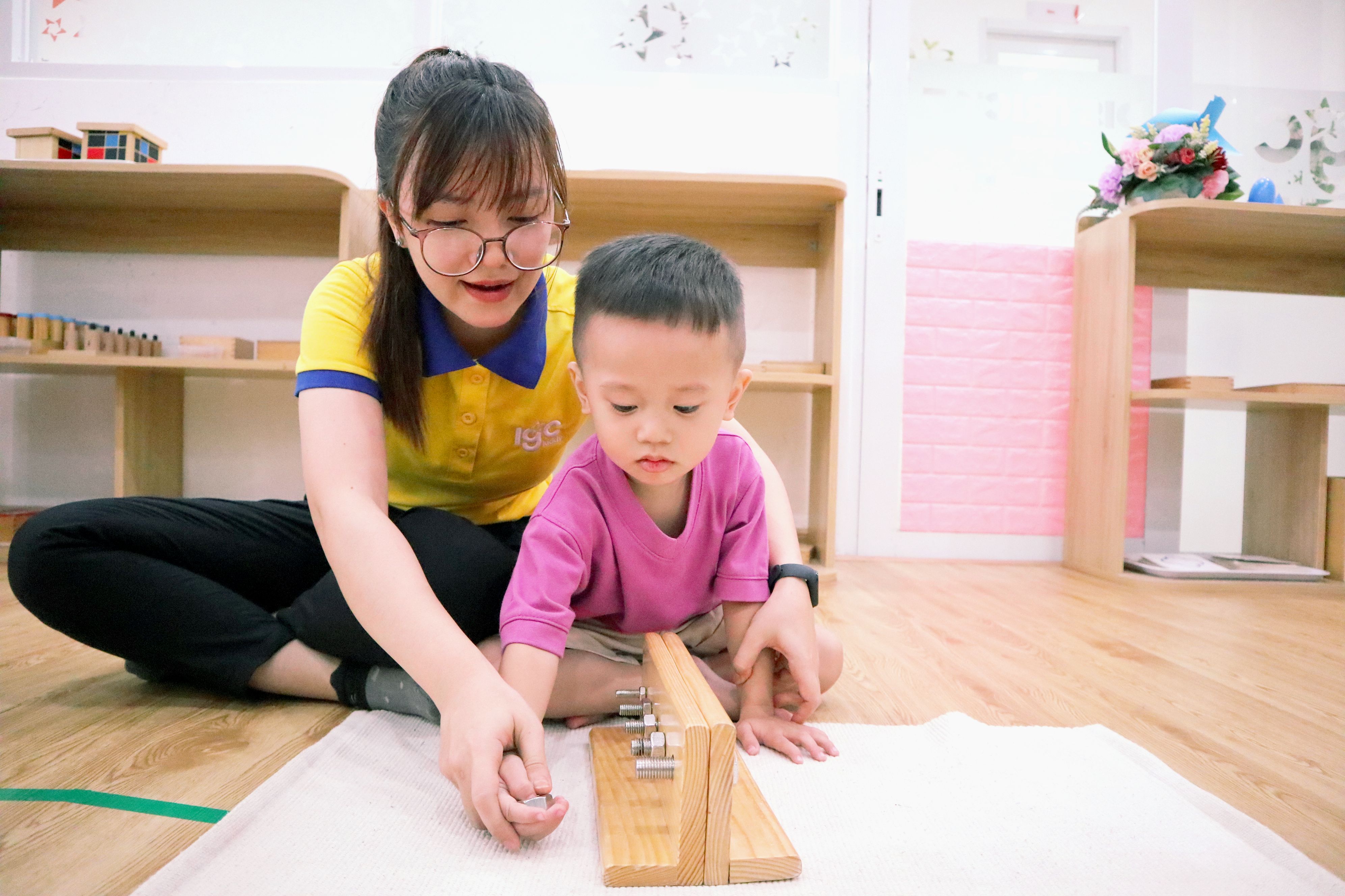 PHƯƠNG PHÁP GIÁO DỤC MONTESSORI LÀ GÌ?