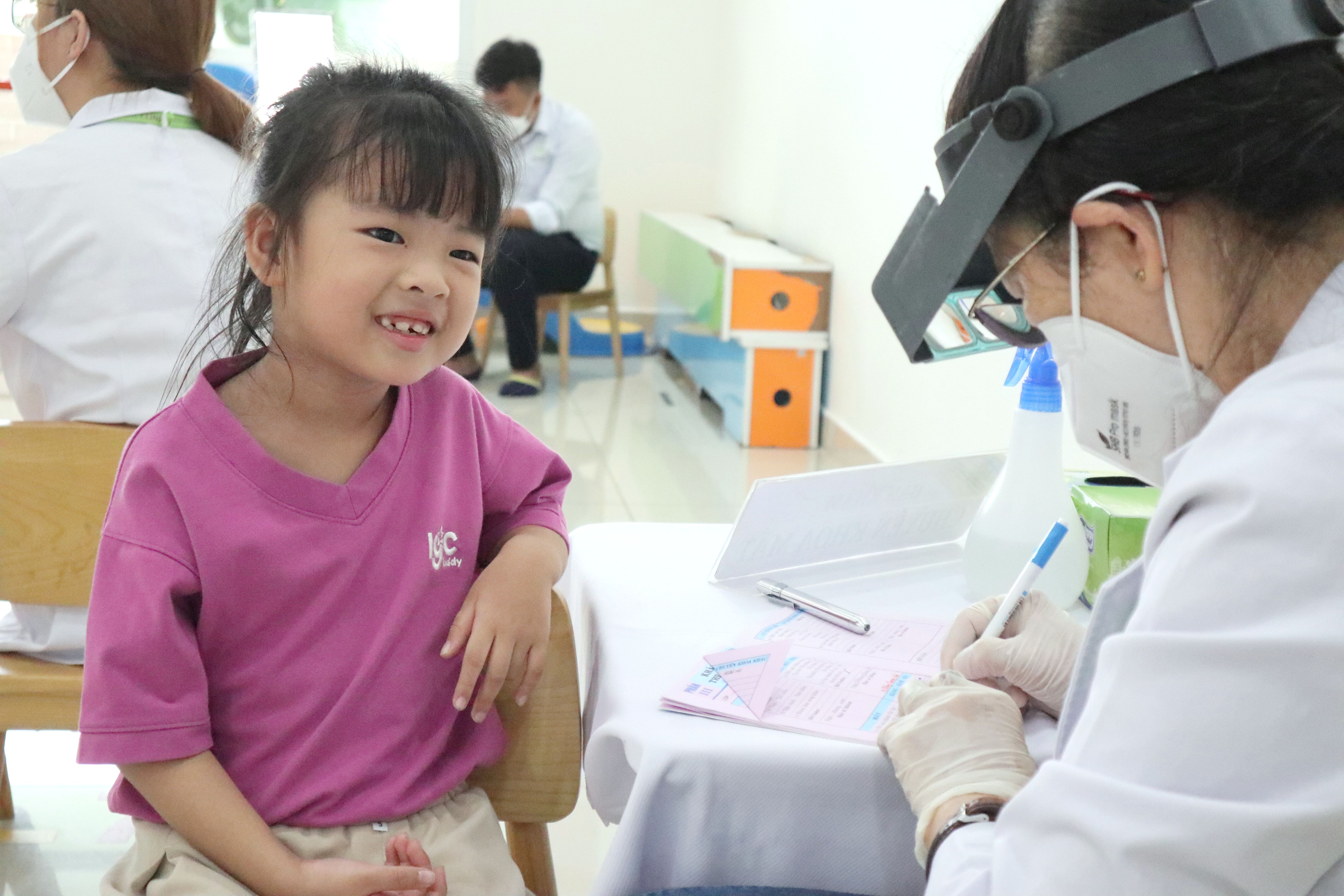 KHÁM SỨC KHỎE NHI LẦN 1 NĂM HỌC 2022-2023