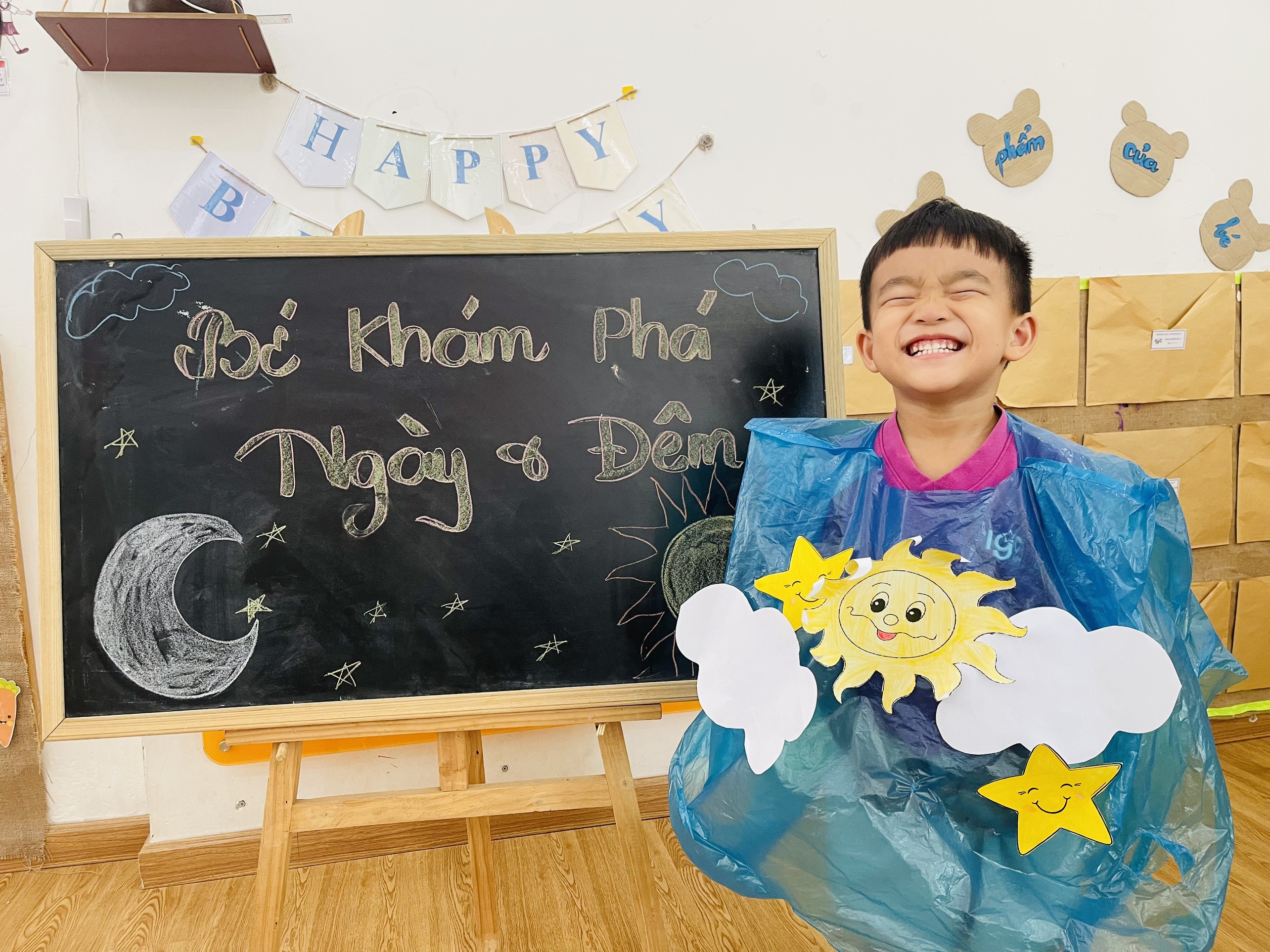 BÉ YÊU KHÁM PHÁ NGÀY VÀ ĐÊM