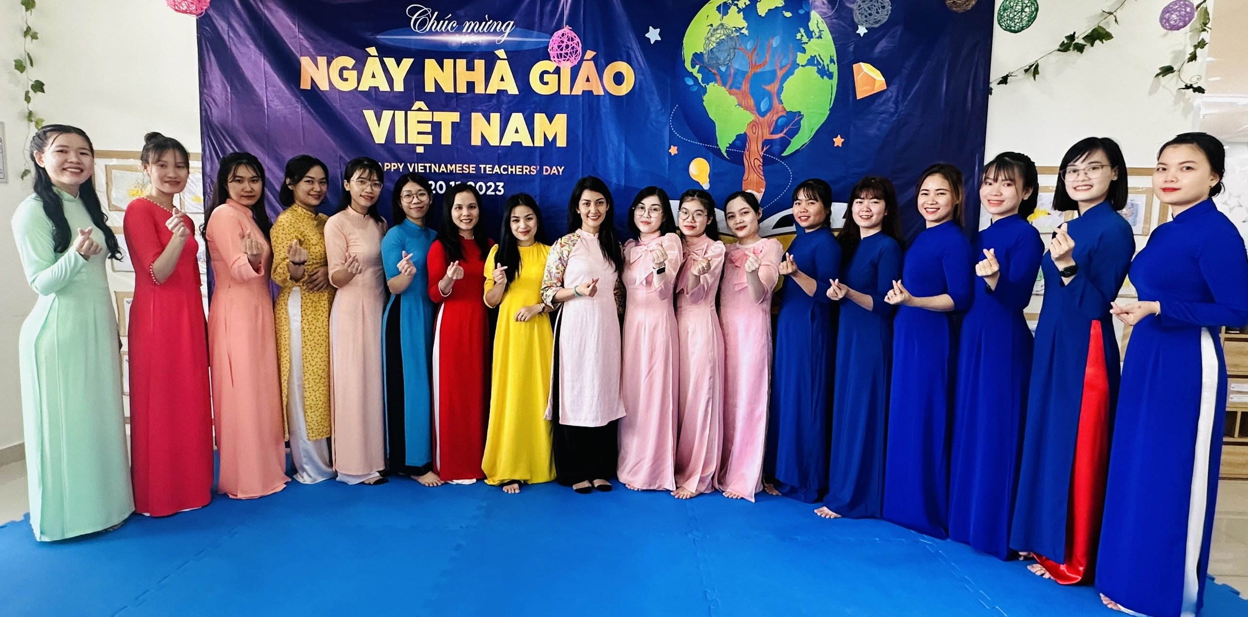 CHÀO MỪNG NGÀY NHÀ GIÁO VIỆT NAM 20 THÁNG 11