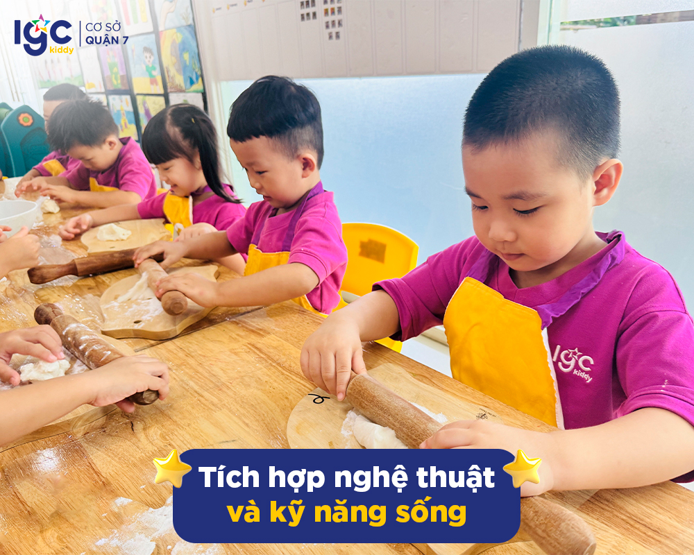 tich-hop-nghe-thuat-va-ky-nang-song